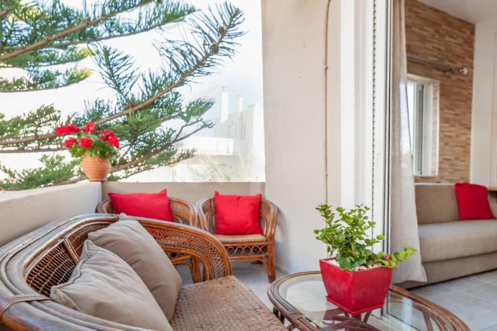 Jenny'S Flat Near The Sea Apartment Galatas  ภายนอก รูปภาพ